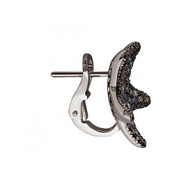 Серьги из золота в белом с черным цвете с белыми и желтыми бриллиантами и синими корундами