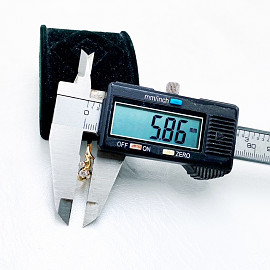 Кольцо из золота красного с белым цвета с белыми бриллиантами