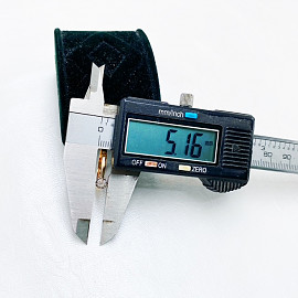 Золота каблучка у червоному з білим кольорі з жовтими діамантами