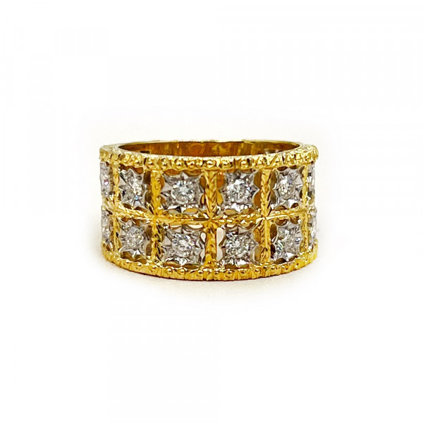 Кольцо из золота желтого с белым цвета с белыми бриллиантами