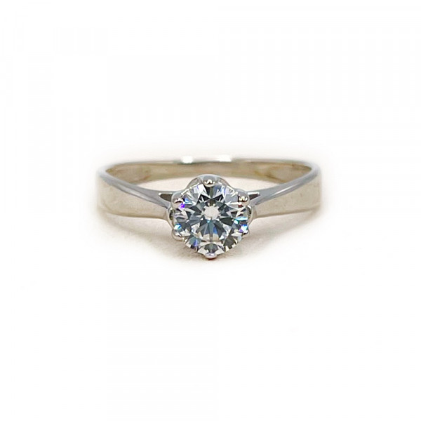 Золотое кольцо в белом цвете с цирконом