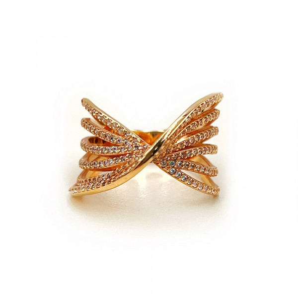 Золотое кольцо с жемчугом