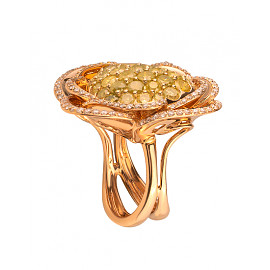 Кольцо из золота красного цвета с белыми бриллиантами