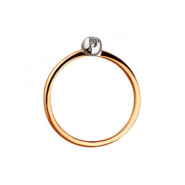 Золотое кольцо красного с белым цвета с белым бриллиантом