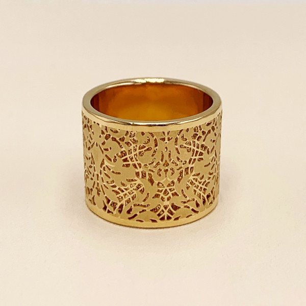 Кольцо из желтого золота