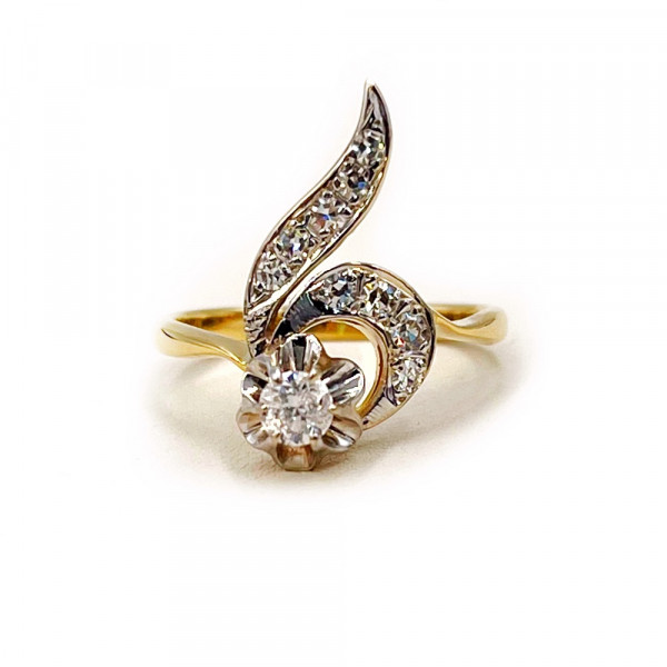 Золотое кольцо желтого с белым цвета с желтыми бриллиантами «Цветок»