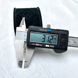 Золотое кольцо в белом цвете с желтыми бриллиантами