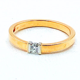 Кольцо из красного с белым золота с белым бриллиантом