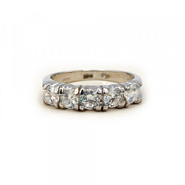 Каблучка з золота у білому кольорі з цирконом