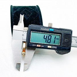 Каблучка з золота з білим діамантом