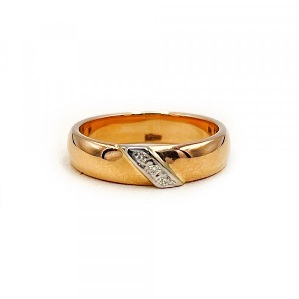 Кольцо из золота с белыми бриллиантами