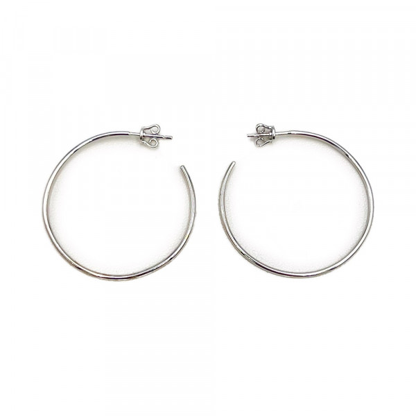 Золотые серьги в белом цвете