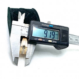 Перстень з червоного з білим золота з білими діамантами