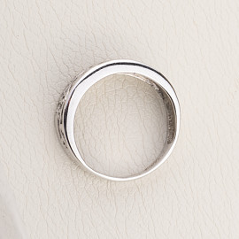 Кольцо из белого золота с желтыми бриллиантами