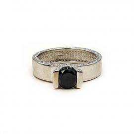 Каблучка з золота у білому кольорі з цирконом 01-200853540