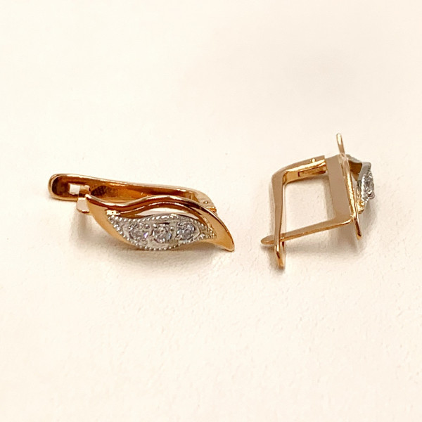 Золотые серьги в красном с белым цвете с цирконом