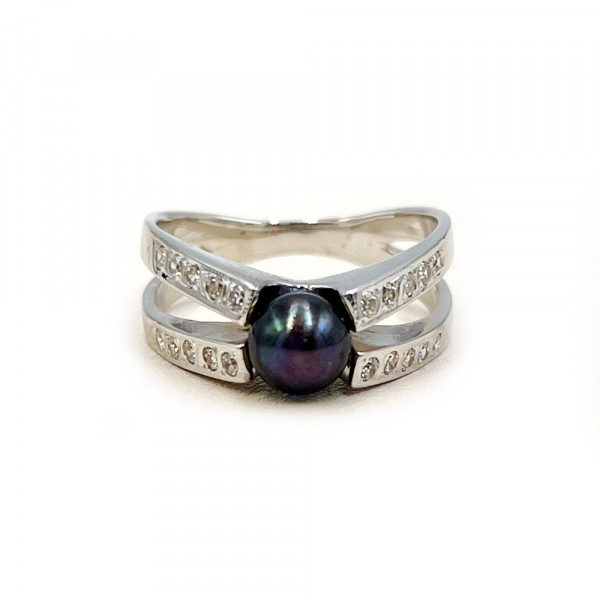 Золотое кольцо с жемчугом и цирконом