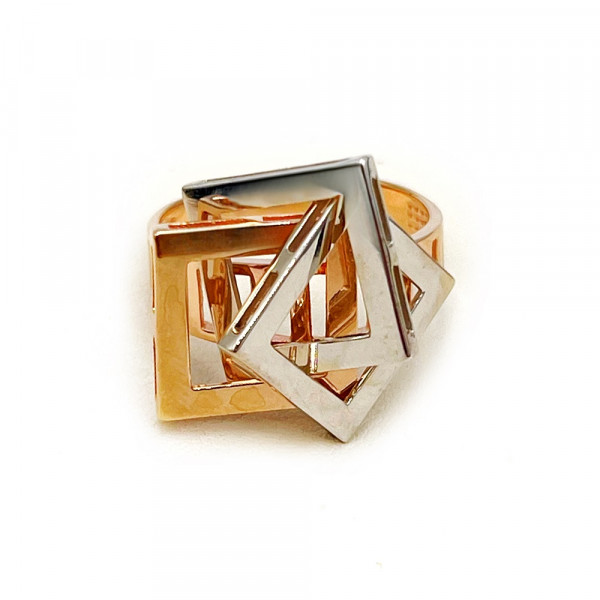 Золота каблучка у червоному з білим кольорі