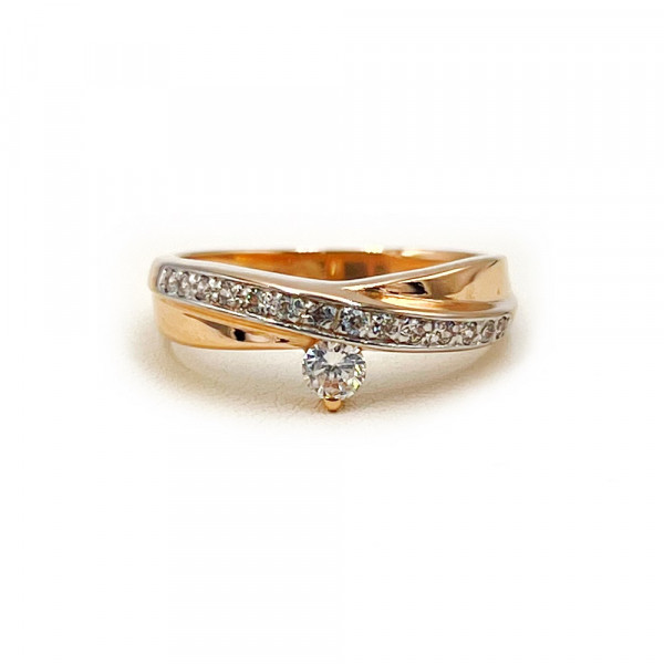 Золотое кольцо красного с белым цвета с цирконом