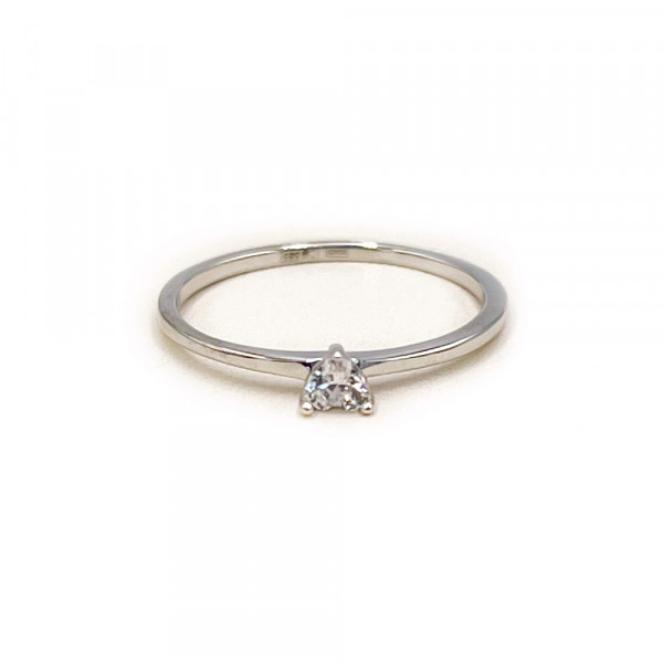 Золотое кольцо в белом цвете с цирконом