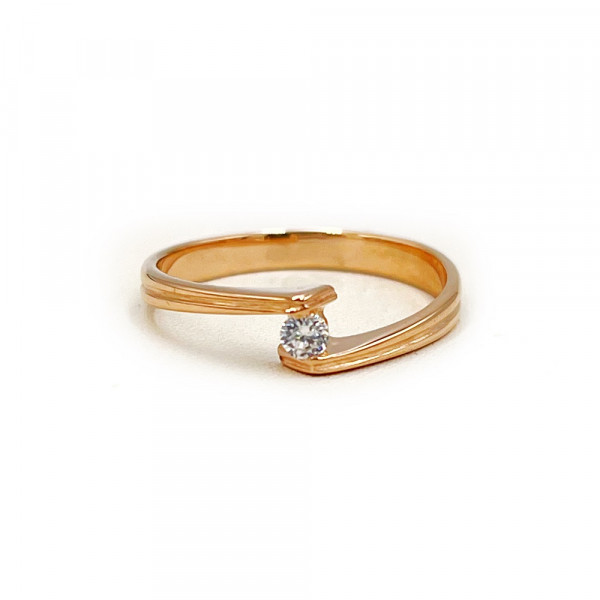 Кольцо из золота в красном цвете с цирконом