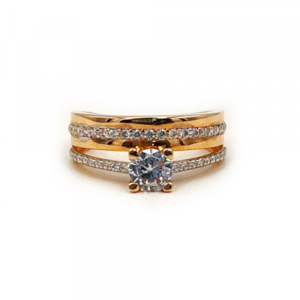 Кольцо из золота с цирконом