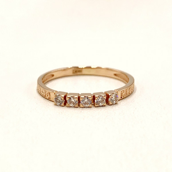 Кольцо из золота в красном цвете с цирконом