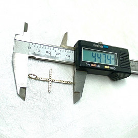 Золотой крестик с желтыми бриллиантами