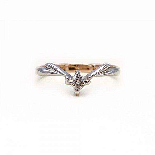Золотое кольцо с коричневым бриллиантом
