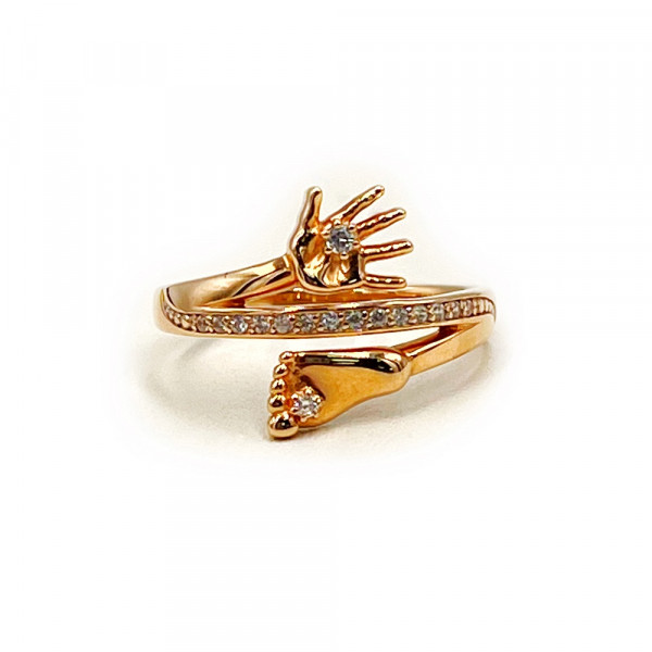 Золота каблучка у червоному кольорі з цирконом «Ручка і ніжка»