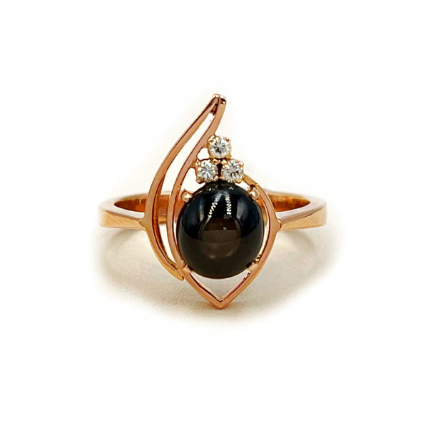 Кольцо из красного с белым золота с желтыми бриллиантами и жемчугом