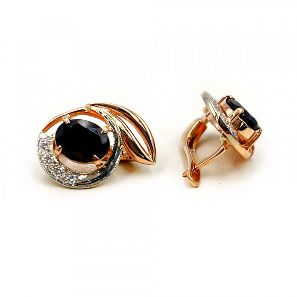 Серьги из золота красного с белым цвета с коричневыми гранатами и белыми бриллиантами