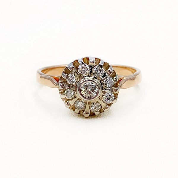 Золотое кольцо с коричневым и желтыми бриллиантами