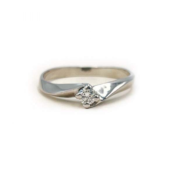 Кольцо из золота в белом цвете с желтым бриллиантом