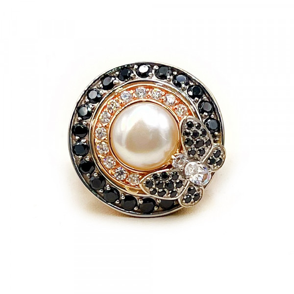 Кольцо из золота в красном с белым цвете с цирконом и жемчугом