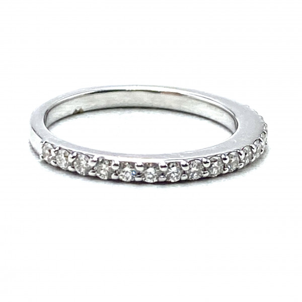 Каблучка з золота білого кольору з білими діамантами