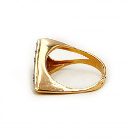 Кольцо из золота в красном с белым цвете с цирконом