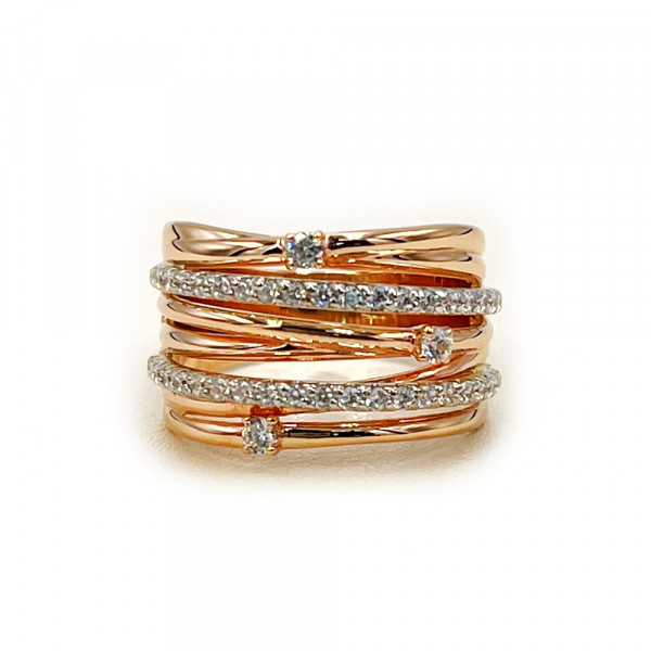 Кольцо из золота в красном с белым цвете с цирконом