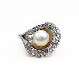 Золотое кольцо в белом цвете с жемчугом и цирконом 01-18534375