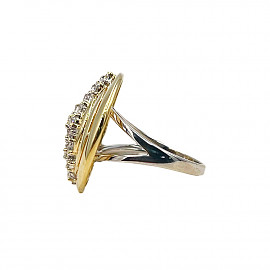 Золотое кольцо в желтом с белым цвете с цирконом