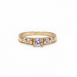 Золотое кольцо с цирконом 01-18678777