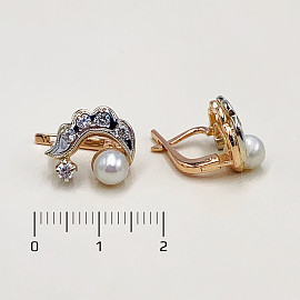 Серьги из красного с белым золота с жемчугом и цирконом
