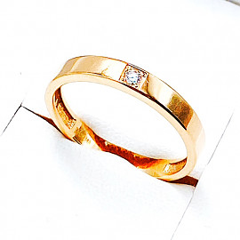 Обручка з золота у червоному кольорі з білим діамантом