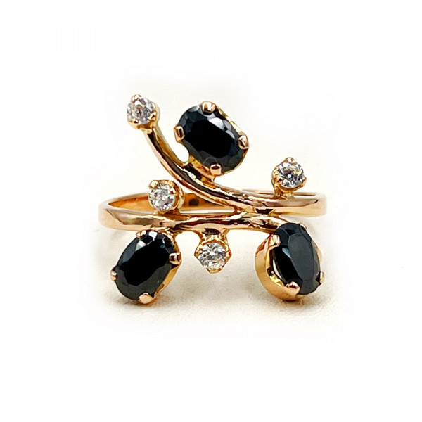 Кольцо из золота в красном цвете с цирконом