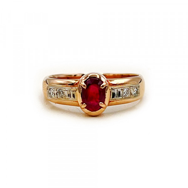 Каблучка з золота з бордовим корундом та жовтими діамантами