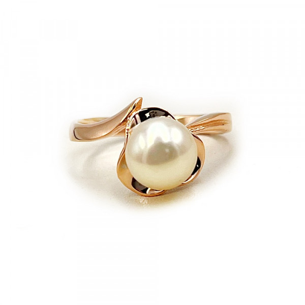 Золотое кольцо красного цвета с цирконом