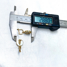 Серьги из золота желтого цвета с эмалью