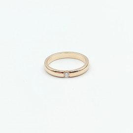 Золотое обручальное кольцо с белым бриллиантом
