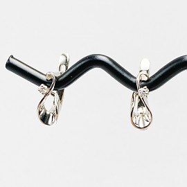 Сережки з золота білого кольору з білими діамантами 01-200805787