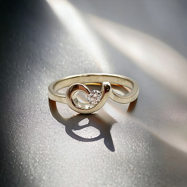 Золотое кольцо с белым бриллиантом 01-200046190